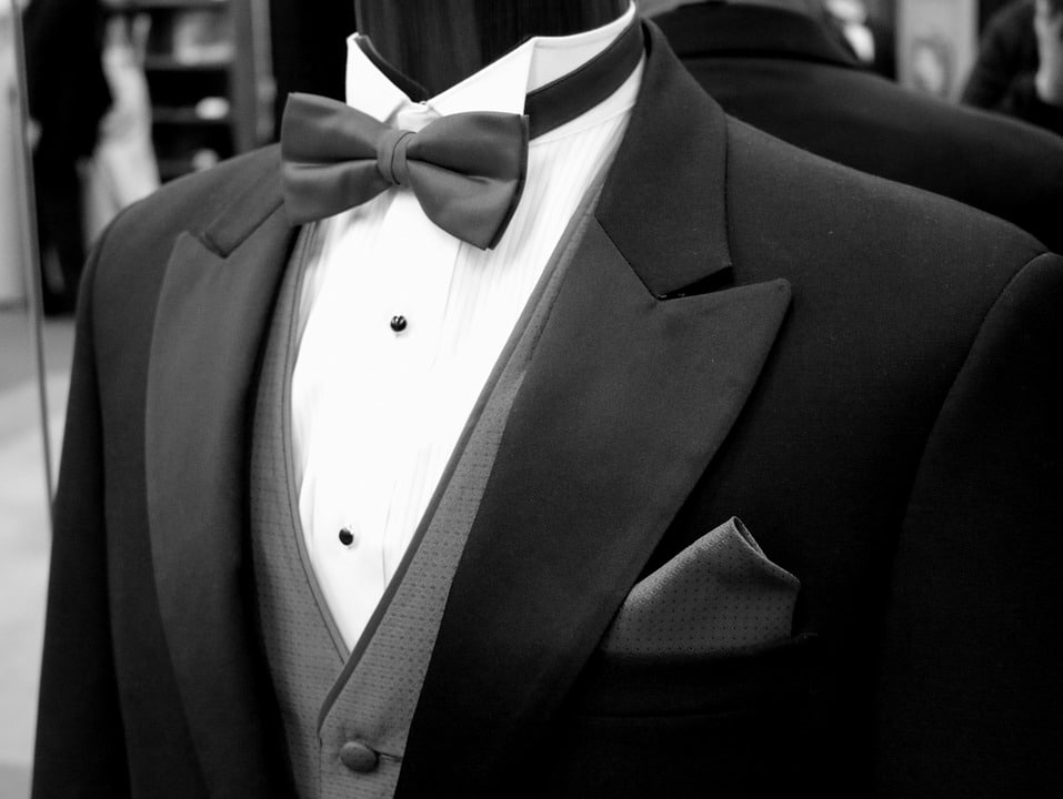 Welche Kleidung trägt man zur Hochzeit als männlicher Gast?